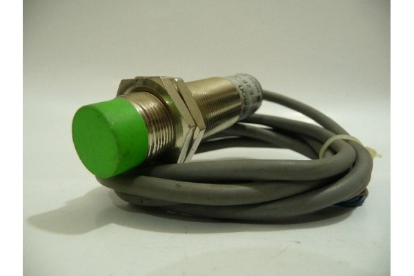 Inductive Proximity Sensor, E2E-X10ME1, Omron Made in Japan